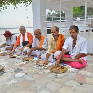 Shraddh Paksh Me Brahman Bhoj